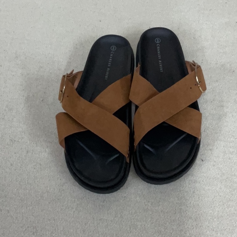 EUC woman’s Charles Albert sandals